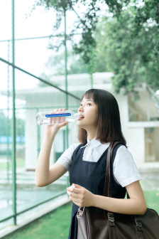 19禁朋友的聚会